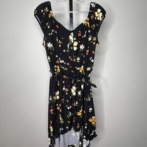 No Boundaries Junior Dress- size 11-13 juniors-high low soft fabric floral‎